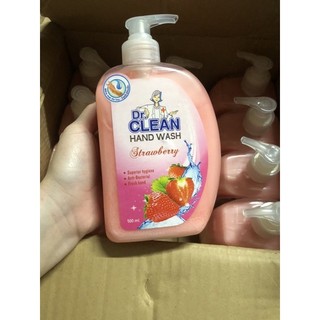 Nước rửa tay sạch khuẩn Dr. Clean hương dâu chai 500ml