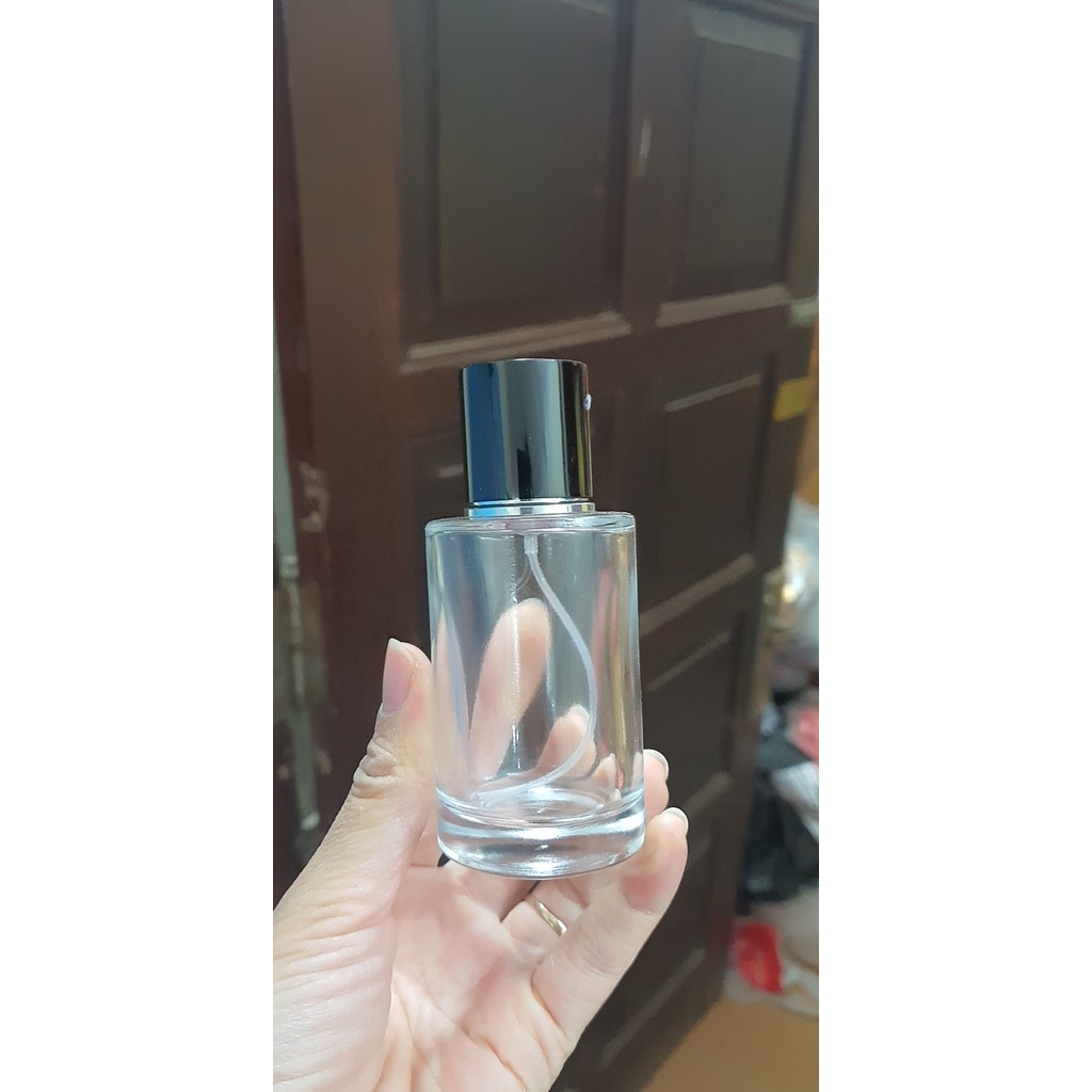 Chai rỗng đựng nước hoa 50ml tròn, nắp đen