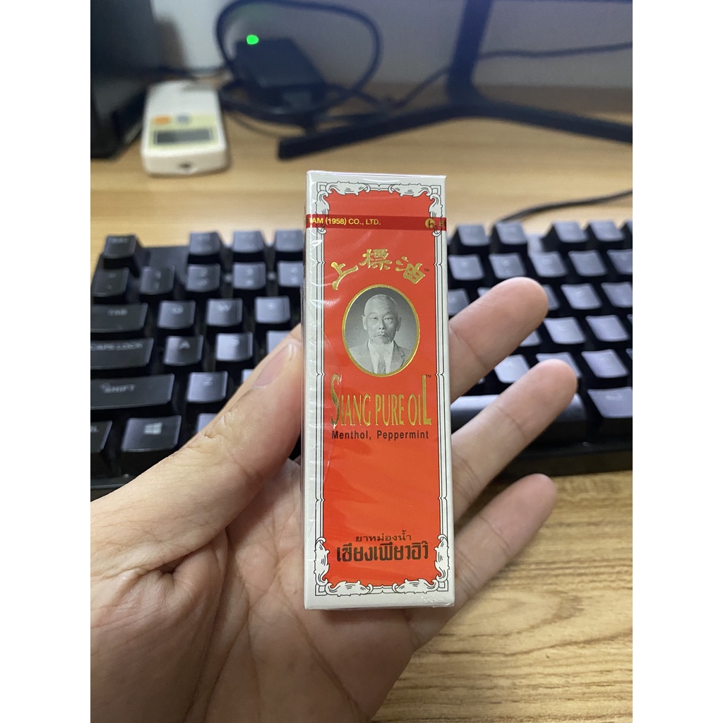 Dầu gió ông già đỏ chữ vàng 25cc thái lan