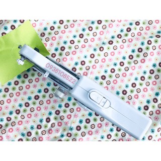 Máy may mini cầm tay dễ sử dụng
