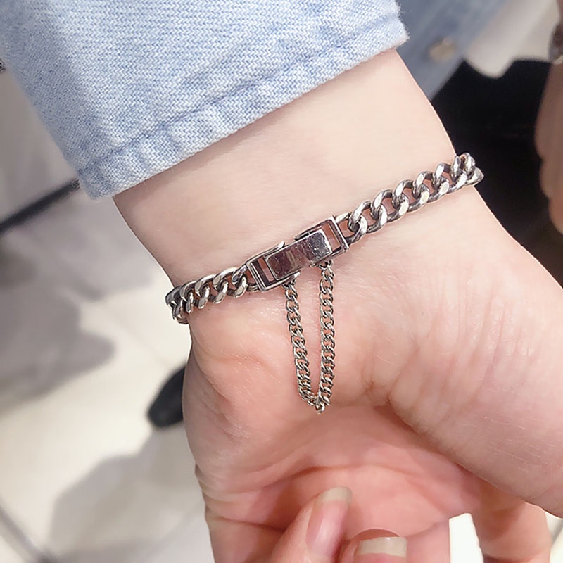 Vòng Tay Dây Xích Xoắn Bằng Kim Loại Phong Cách Hip Hop Cá Tính Thời Trang Cho Cặp Đôi