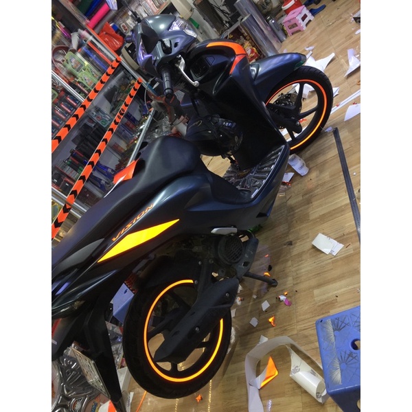 Chỉ dán viền mâm xe , keo dạ quang che trầy , trang trí