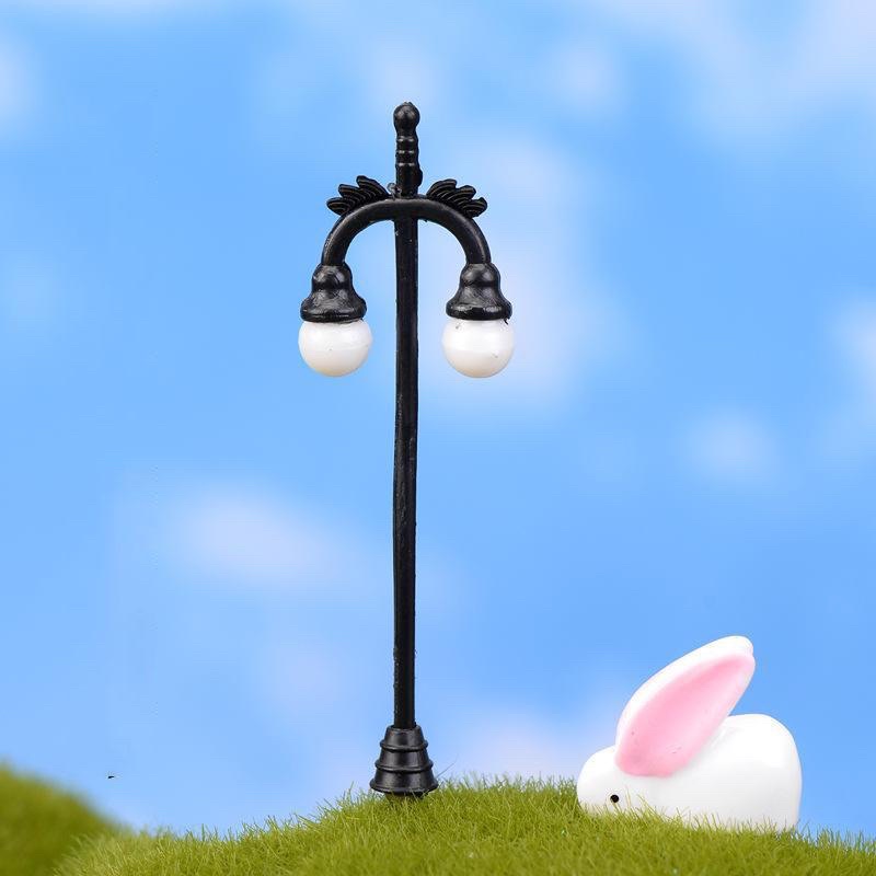 Tiểu cảnh Đèn đường có dây điện - Terrarium - Charm trang trí - Phụ kiện, sticker, sen đá, xương rồng