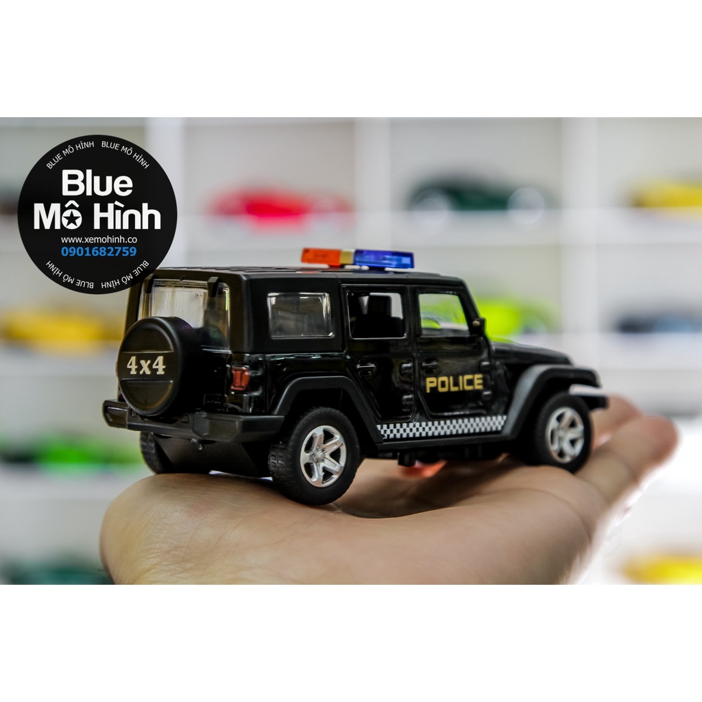 Mô hình xe cảnh sát Jeep Wrangler Rubicon Police 1:36 Đen bóng