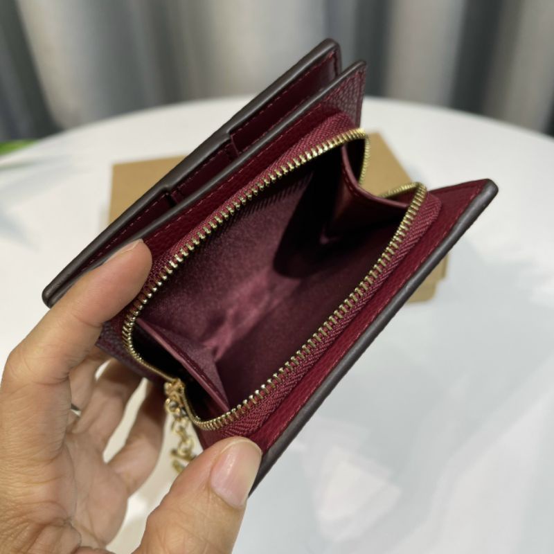 Ví C0a*ch ngắn họa tiết xinh xắn