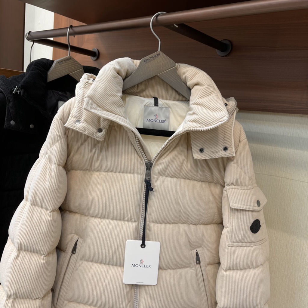 Áo khoác phao len tăm thời trang cao cấp Moncler thiết kế trẻ trung, năng động