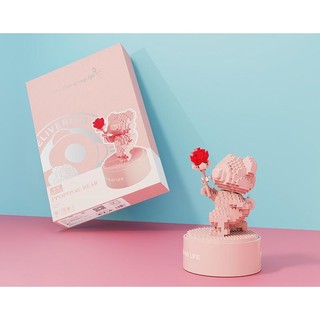 Mô hình lắp ráp gấu tỏ tình/ gấu ôm hoa