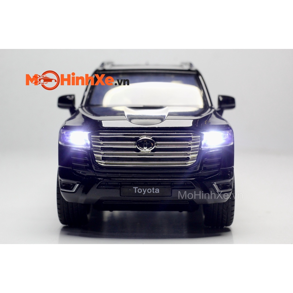 MÔ HÌNH XE LAND CRUISER LC300 FULL KÍNH 1:24 HÃNG KHÁC
