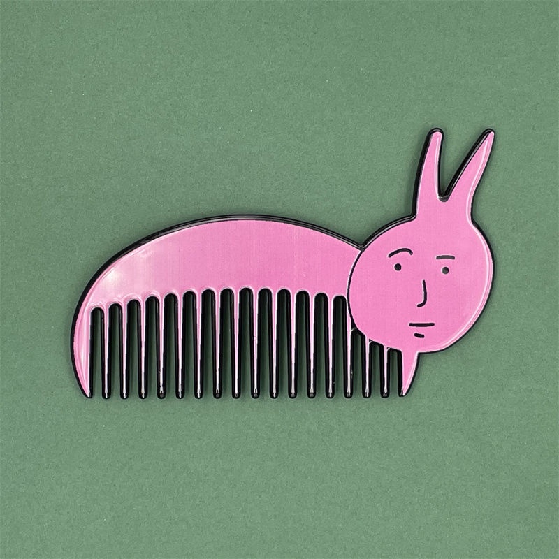 Lược Trang Điểm Hình Thỏ Dễ Thương Cho Bé Gái