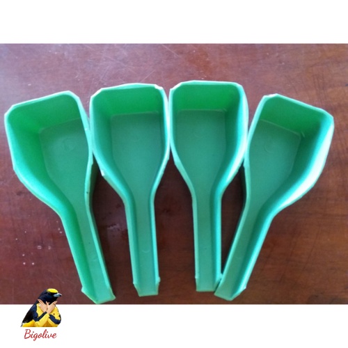 Muỗng xúc cám chim,muống xúc cám cho chim Bigolive phụ kiện chim cảnh