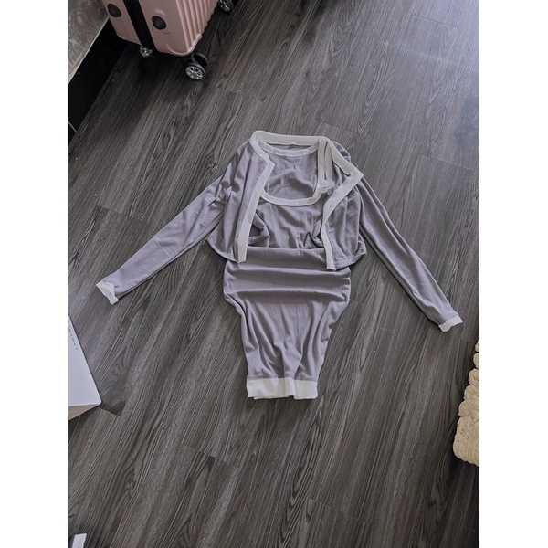 Set Đầm Body Gân Viền Phối Hoa Kèm Khoát Ngắn