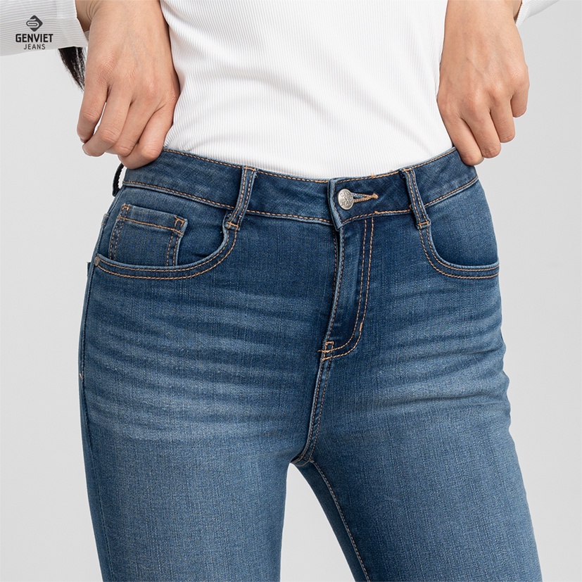 Quần Jeans Nữ Genviet Ống Loe Vẩy TQ110J2314