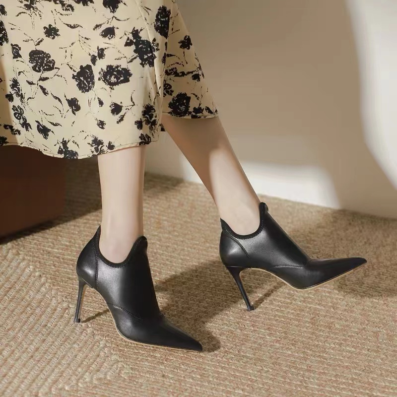 Giày Cao Gót Mũi Nhọn Chất Liệu Da Mềm Thoáng Khí Thời Trang Cao Cấp Cho NữGiày Em Bé Hot Girl 'S