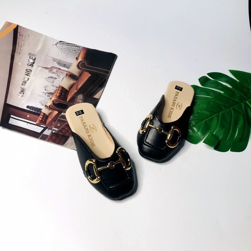 Sục bé gái lẻ size