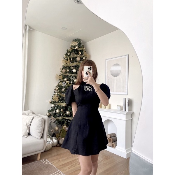 Đầm khoét vai ( có bigsize ) cài nơ đá H117