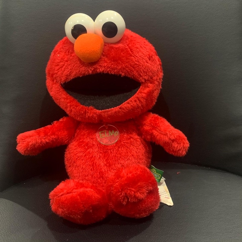 Gấu mắt lòi elmo