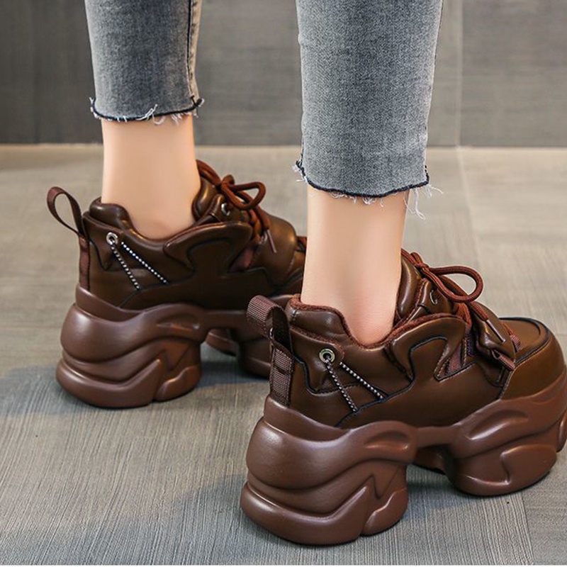 Giày Sneaker Kiểu Dáng Đơn Giản Dễ Phối Đồ Cho Nữ