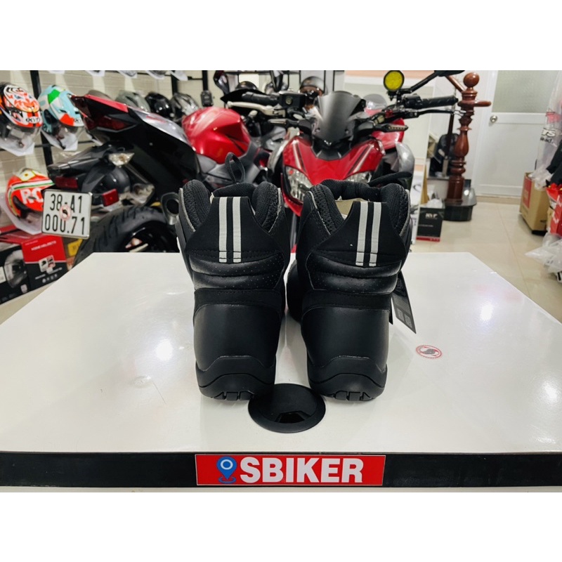 Giày bảo hộ Scoyco Mt015