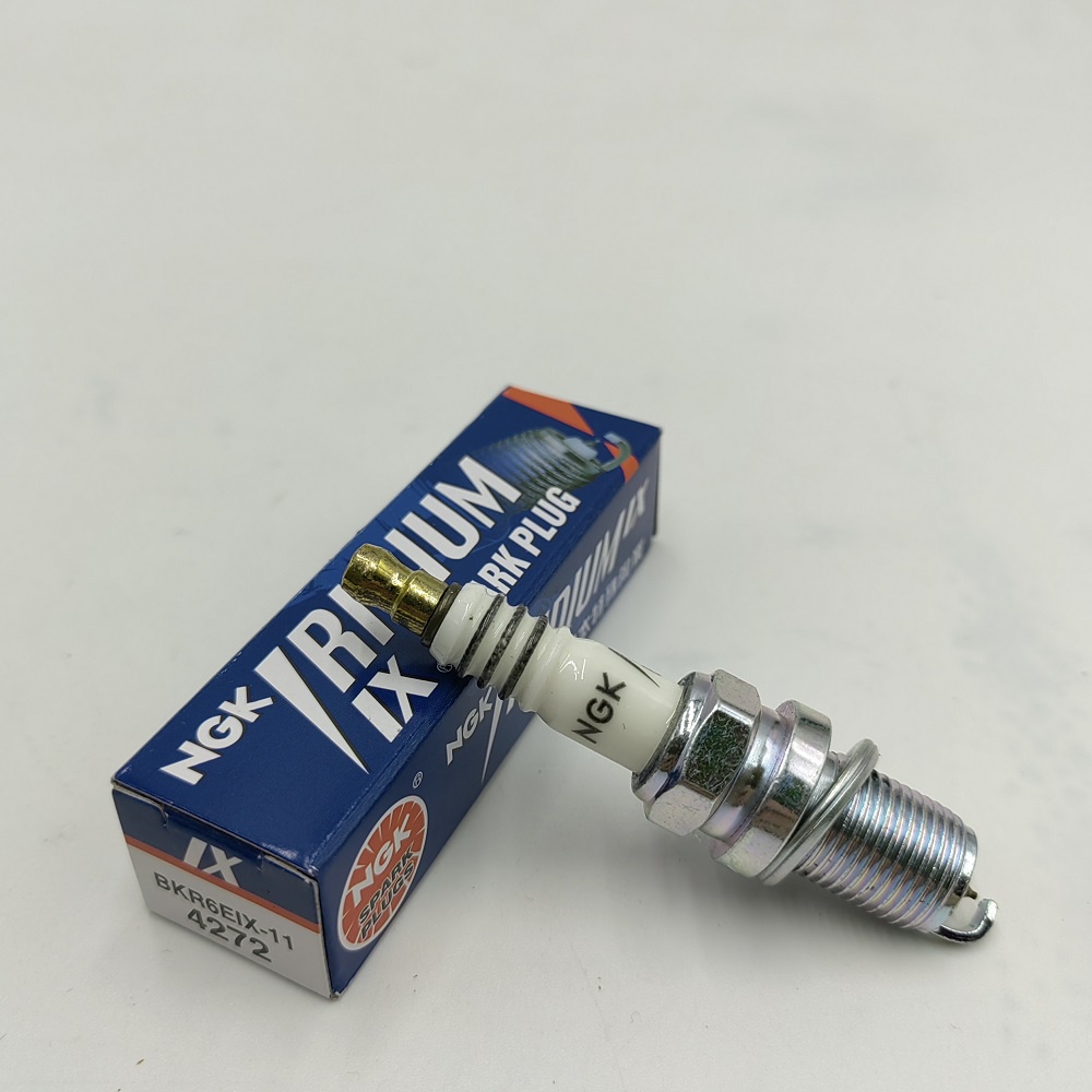 Set 4 Bugi BKR6EIX-11 4272 Chuyên Dụng Cho Xe Toyota Lexus