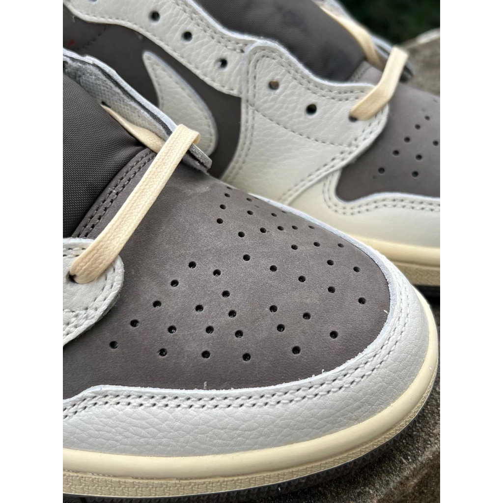 Giày bóng rổ trắng Travis Scott x Air Jordan 1 "Có Size 35-46 Thời Trang Dành Cho Nam Và Nữ