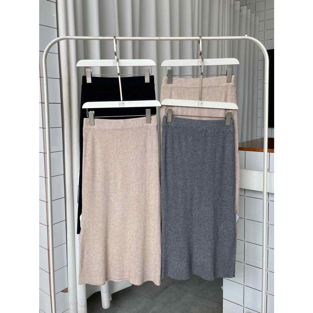 Chân váy maxi thun len xẻ hông - V745