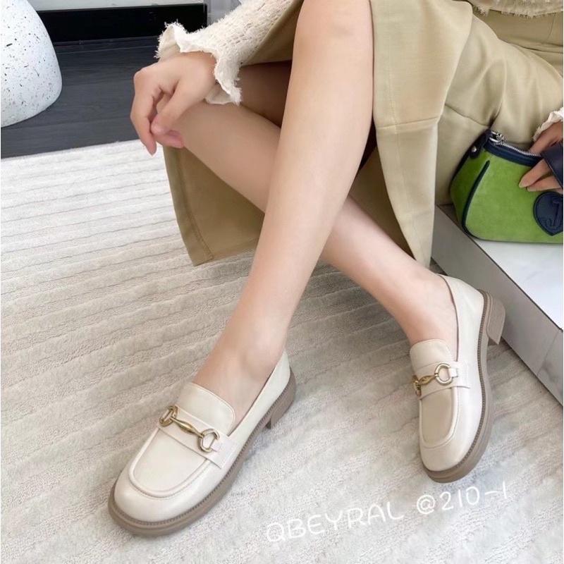 GB_A8_0163 giày phối xích ngang