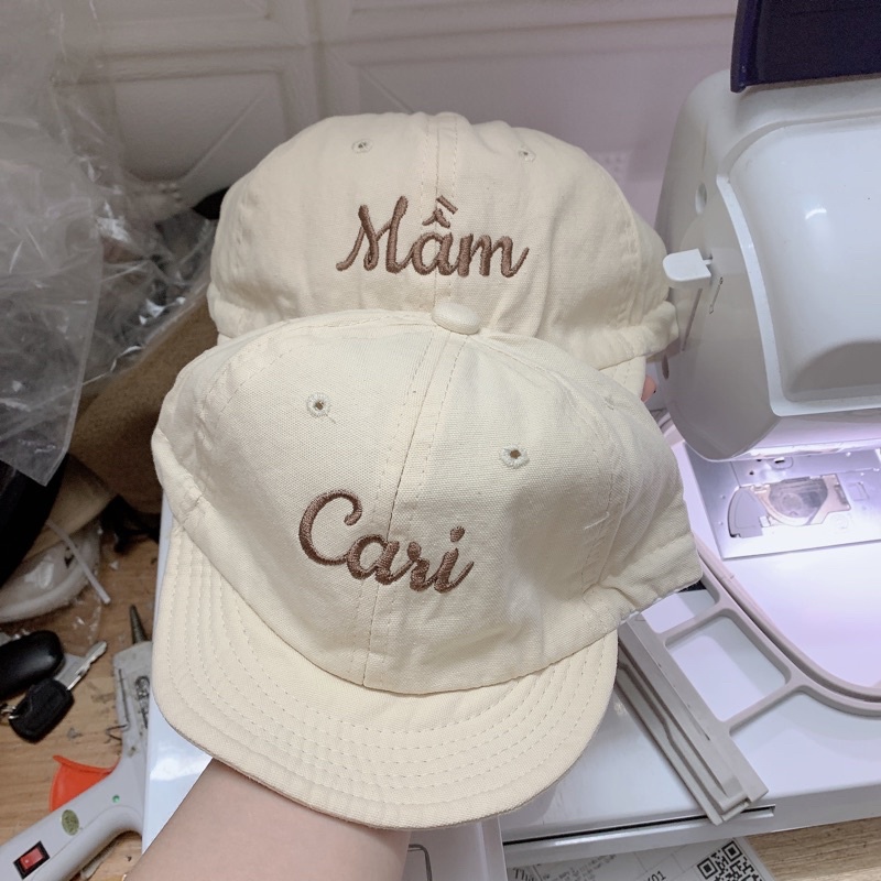 Mũ lưỡi trai vành mềm thêu tên cho bé 🤎