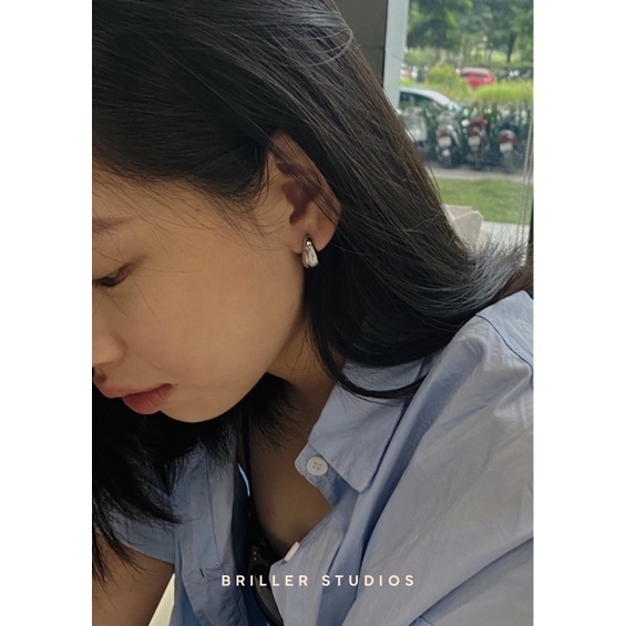 Vega Earrings- Khuyên tai Vega đơn giản, dễ phối đồ