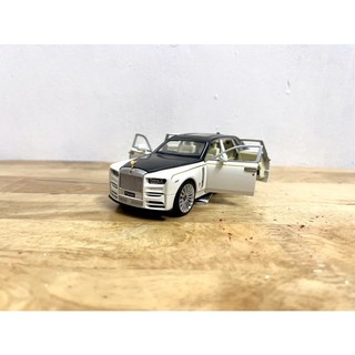 Mô hình xe Rolls Royce Phantom Mansory _ Tỷ lệ 1:32