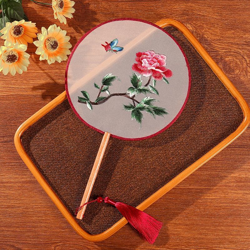 Quạt Hai Mặt Thêu Họa Tiết Phối Tua Rua Phong Cách Trung Hoa 12.29