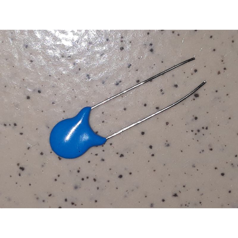 Bọc 1000 con tụ 681/1kV, chân đồng