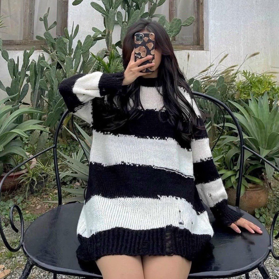 Áo Len Dáng Rộng Unisex Họa Tiết Kẻ Ngang Phối Màu Thời Trang Thu Đông