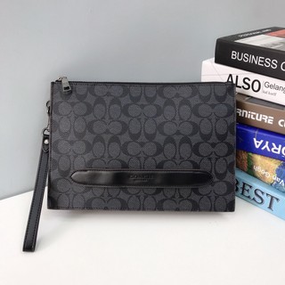 Clutch Coach dành cho nam lịch lãm