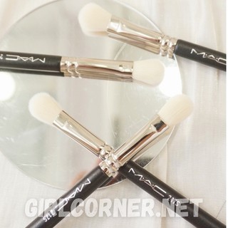 Cọ tán bầu mắt Flat Blending M 217S
