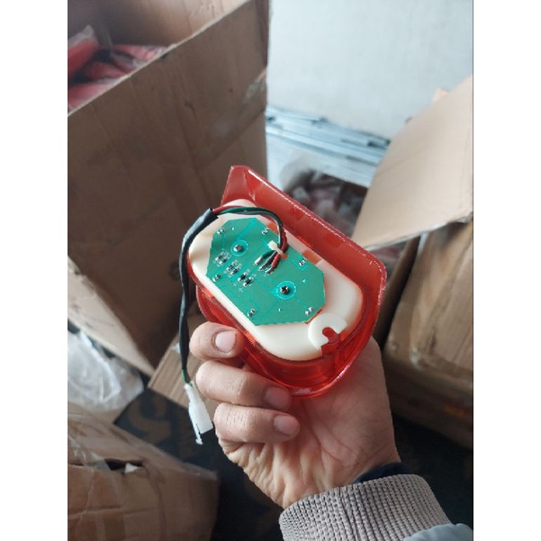 pha đèn hậu xe điện 133S xe điện sunra xe điện 133m ship hàng toàn quốc thông tin 097 185 3323