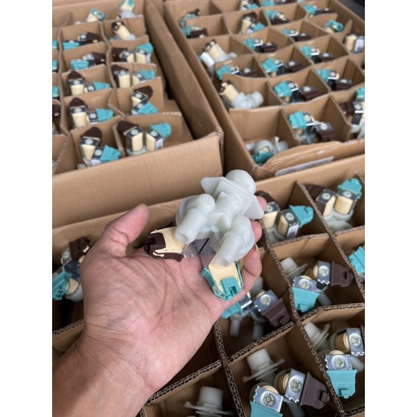 Van Cấp Nước Máy Giặt Electrolux Chính Hãng