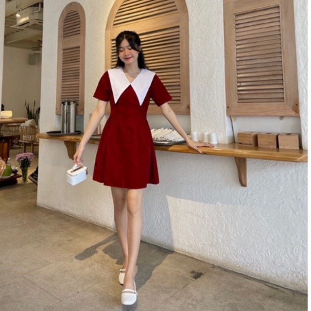 ĐẦM CỔ THỦ THUỶ TRẮNG NHÚNG EO PHỐI