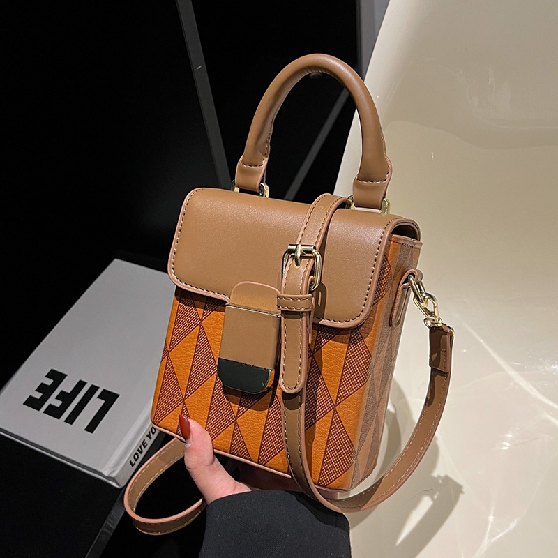 Túi Đựng Điện Thoại Đeo Chéo Họa Tiết Hình Thoi Màu Sắc Dễ Phối Đồ Cho Nữ