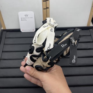 Cài tóc nơ rằn