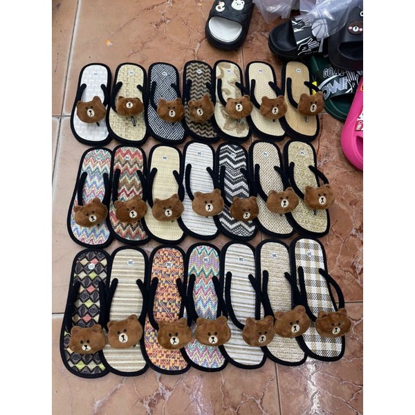 DÉP BỌC GIẢ CHIẾU QUAI KẸP GẮN THÚ ĐẦU GẤU BROWN SIÊU HOT MẪU MỚI FULL SIZE NỮ 36 - 39