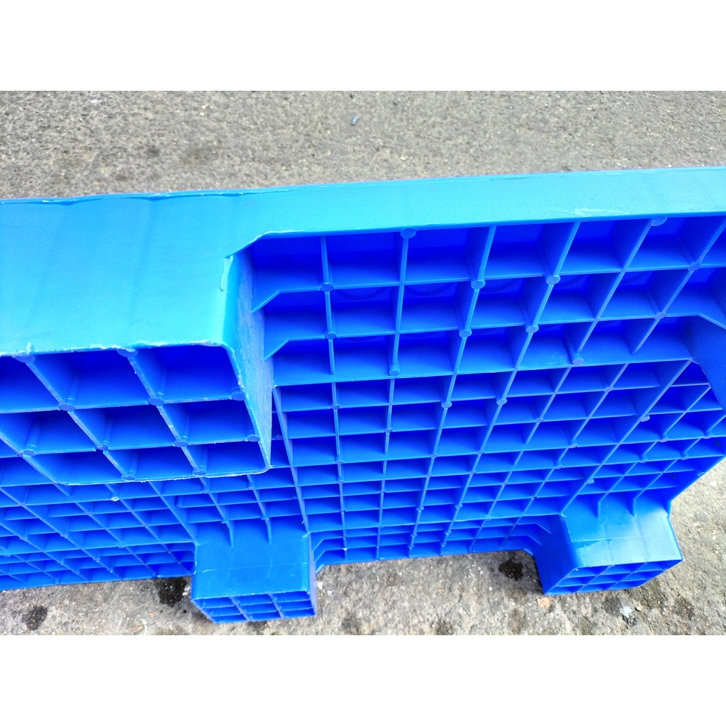 PALLET NHỰA 60x100x10 MẶT BÍT LOẠI 1 XANH DƯƠNG