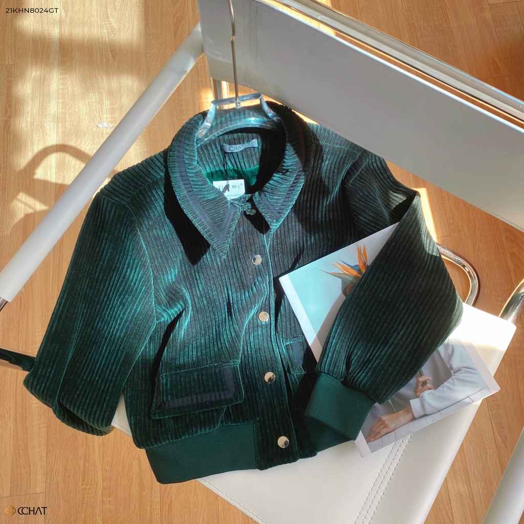 Áo Khoác Bomber Nữ 𝐂𝐂𝐇𝐀𝐓 Đè Dây Chất Nhung Mềm Mịn Phong Cách Trẻ Trung 21KHN8024GT | BigBuy360 - bigbuy360.vn