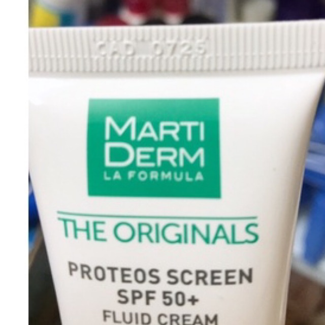 Kem chống nắng Matri-Derm SPF50 40ml Nội Địa