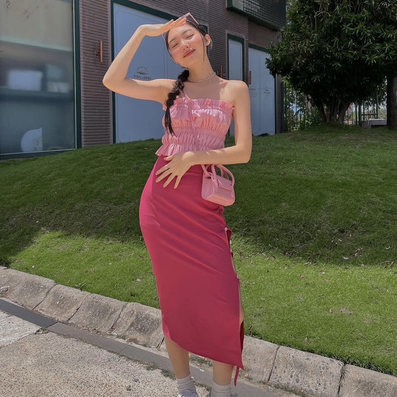 Pinky Set - Set áo và chân váy dài xẻ tà màu hồng sang chảnh
