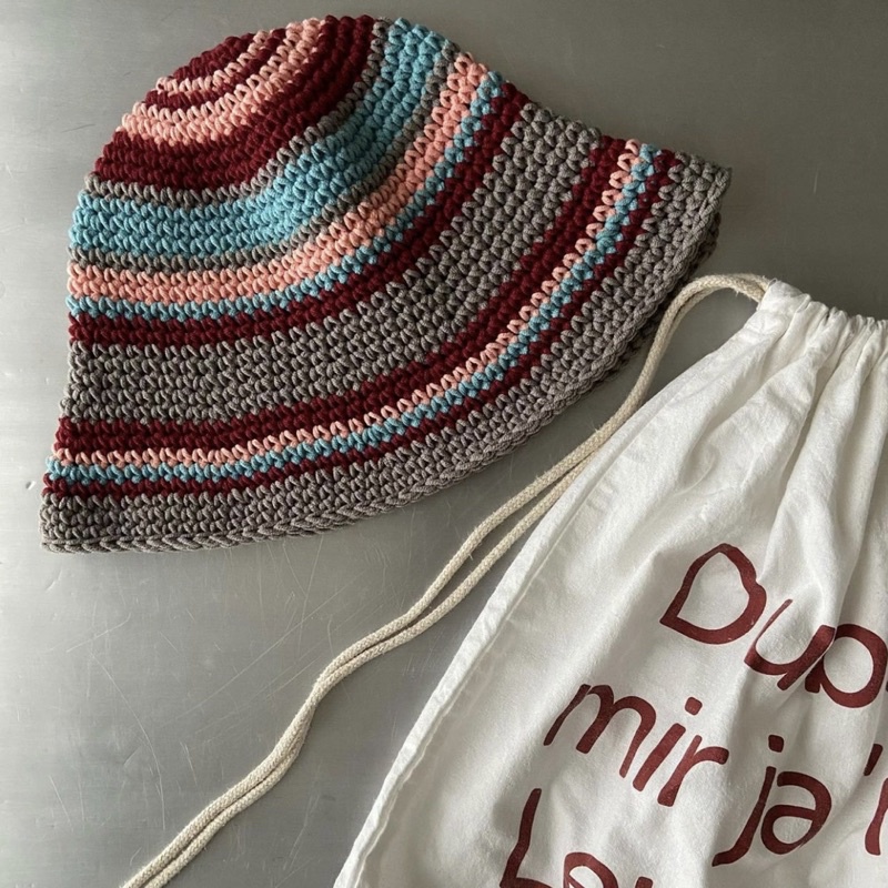 MŨ LEN MÓC PHỐI MÀU