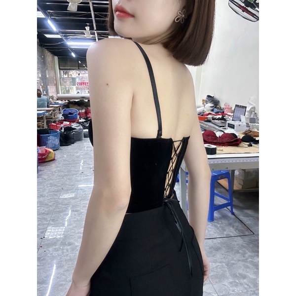 Croptop nhung đỏ 2 dây