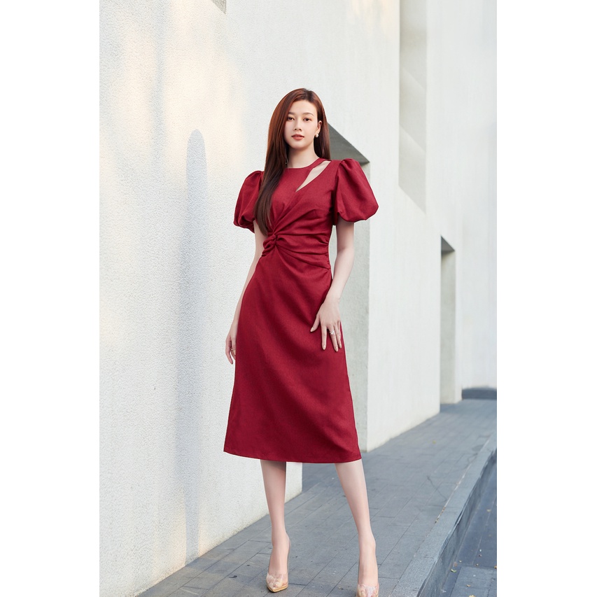 RẬP - Đầm Đỏ Tay Phồng Cổ Tròn Khoét Vai Xoắn Eo - CHRIST 14