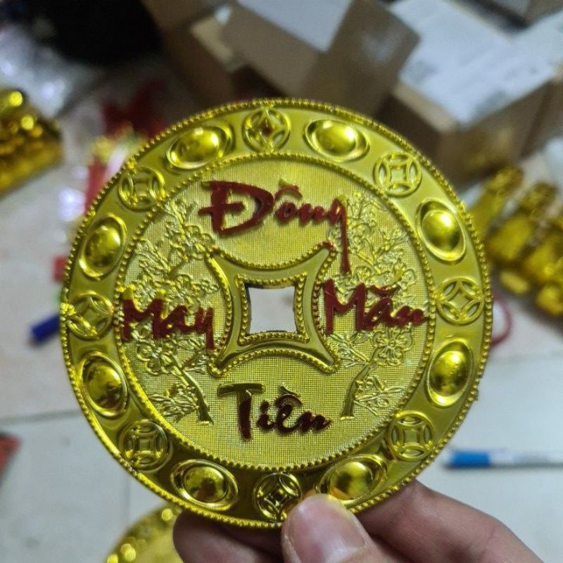 Đồng Tiền May Mắn Trang Trí Tháp Tỏi 10cm,15cm