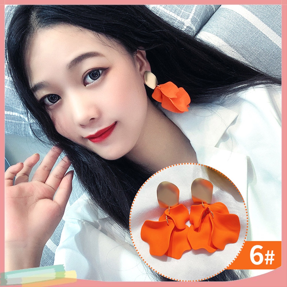 Đôi Khuyên Tai Hình Hoa Đính Kim Cương Giả Thời Trang Cho Nữ