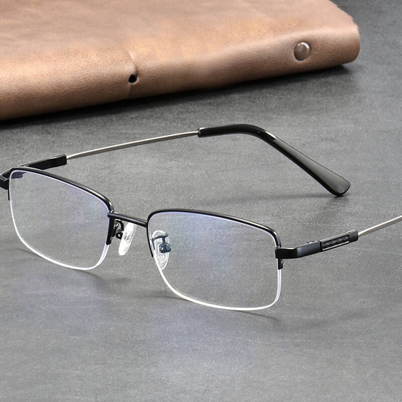 Kính Đọc Sách Bảo Vệ Bằng Titan Kim Loại Chống Tia UV Dễ Nhìn Xa Và Gần PTQ